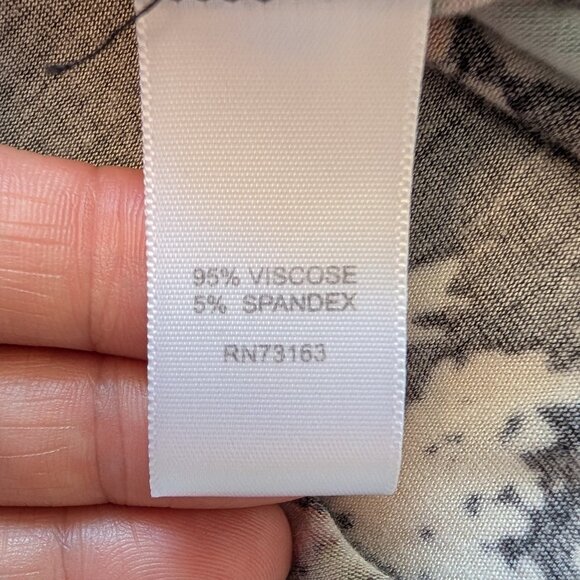 Spense florals on black knit maxi skirt lightweight and super soft Large - Picture 7 of 8